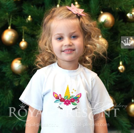 Christmas Unicorn Embroidery Design - 5 sizes Christmas Unicorn Embroidery Design - 5 sizes
